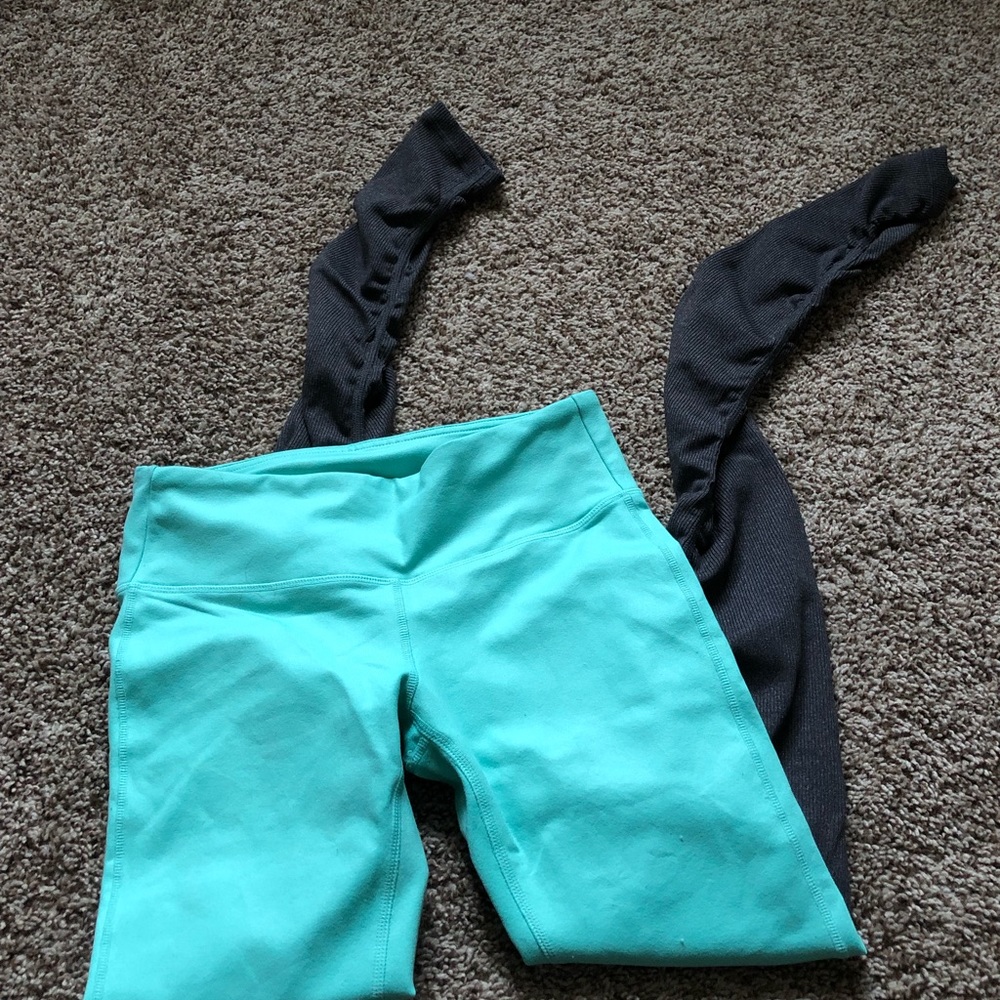 Alo Yoga Goddess Legging